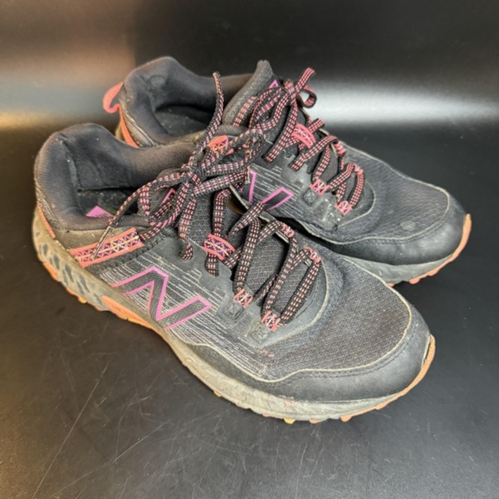 New Balance 410v6 WT410BC6‎ Black Pink Synthetic Mesh Trail Running Womens 7.5